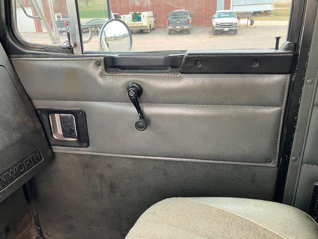 1993 Kenworth T400 truck with Landoll roll off bed for sale Laurel, NE - Photo 12