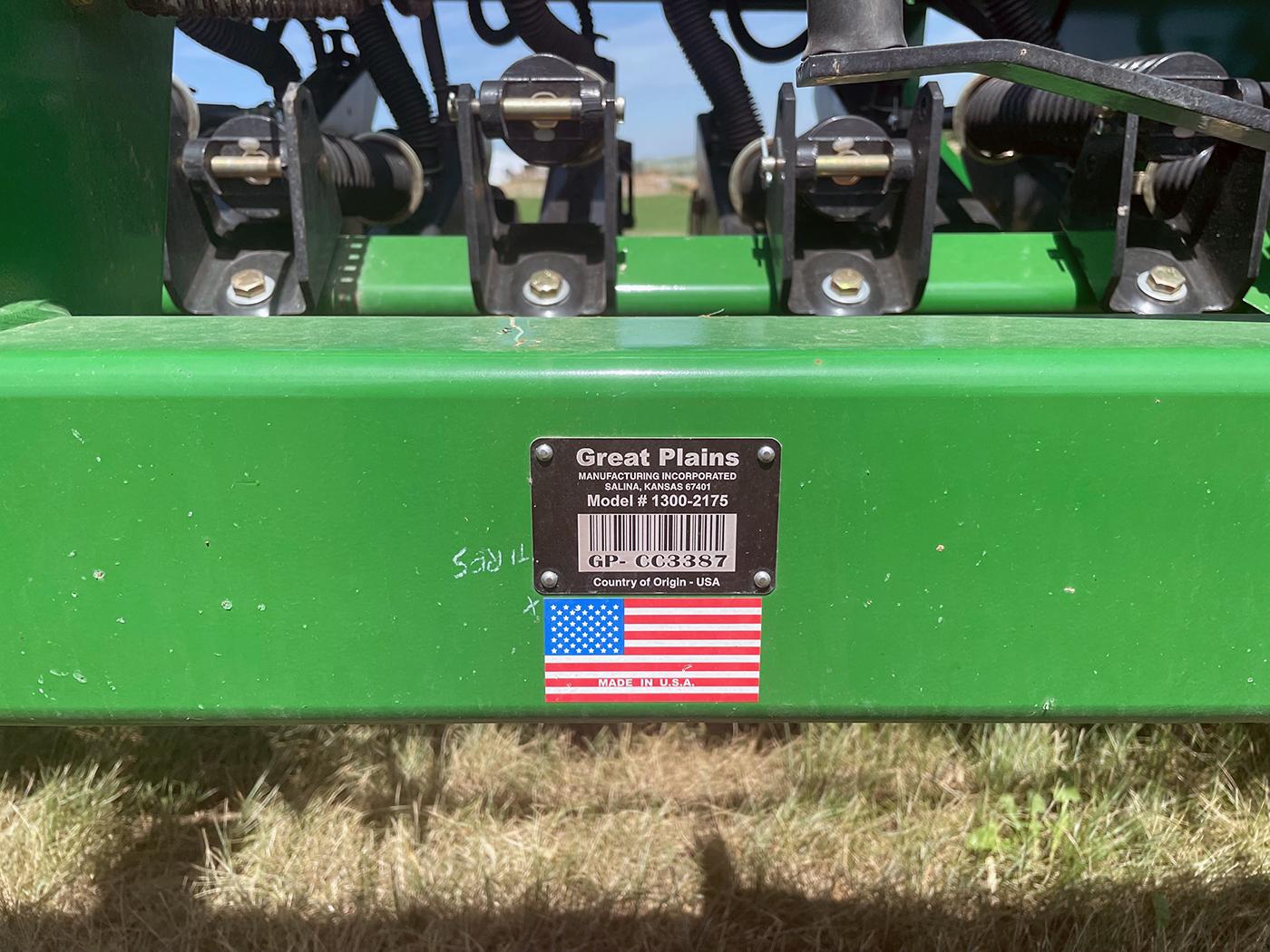 2022 Great Plains 13' end wheel drill -s/n GP-CC3387 - Photo 1