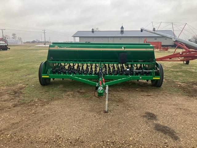 2012 Great Plains 13' end wheel drill for sale in Laurel, NE